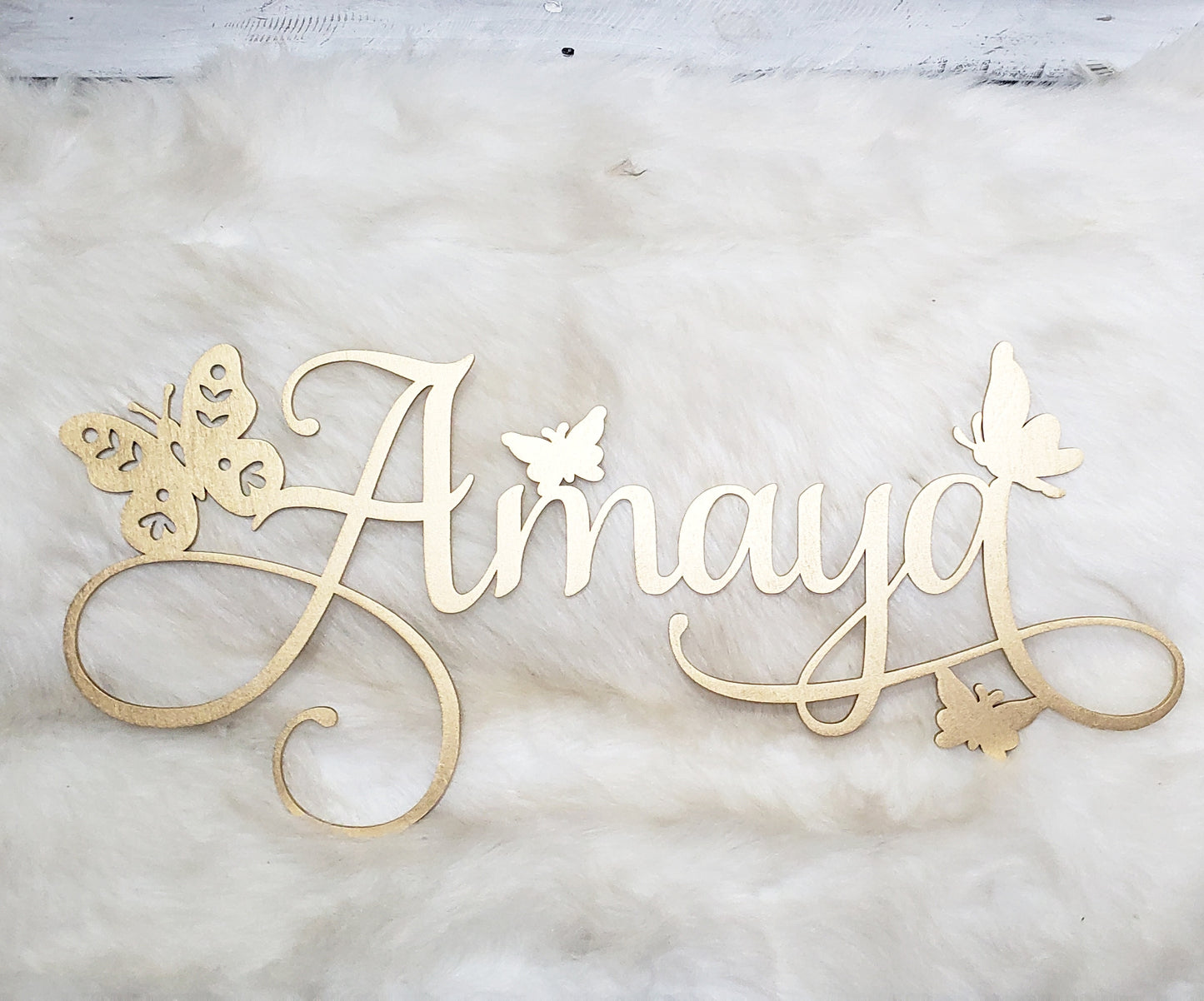 THEMED SWIRL  NAME SIGN