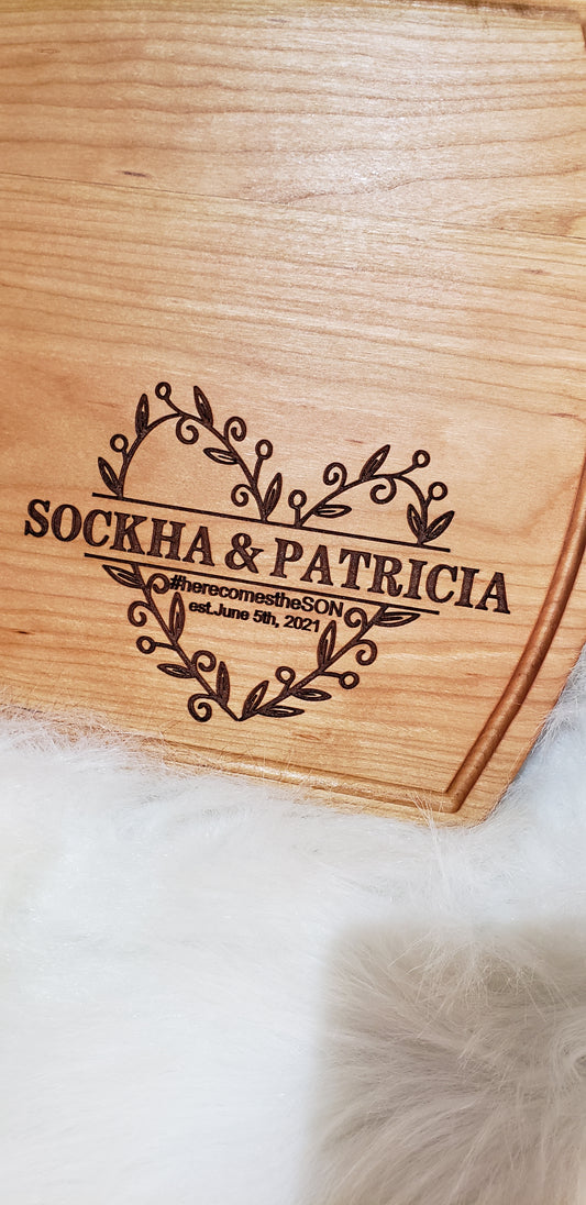 Cutting board couple design