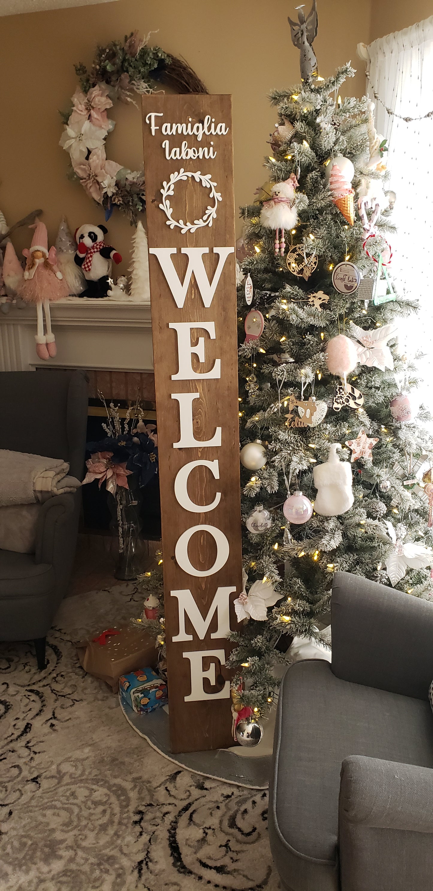 Welcome sign door entry