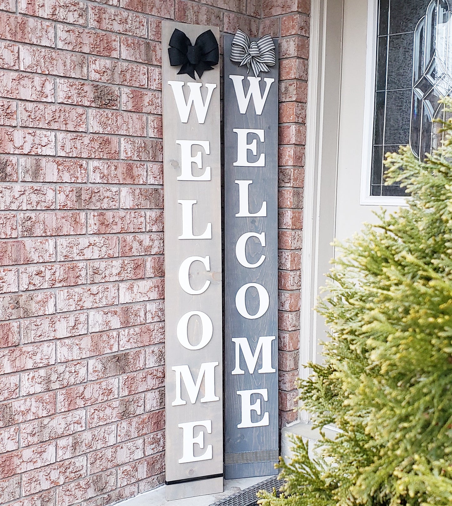 Welcome sign door entry
