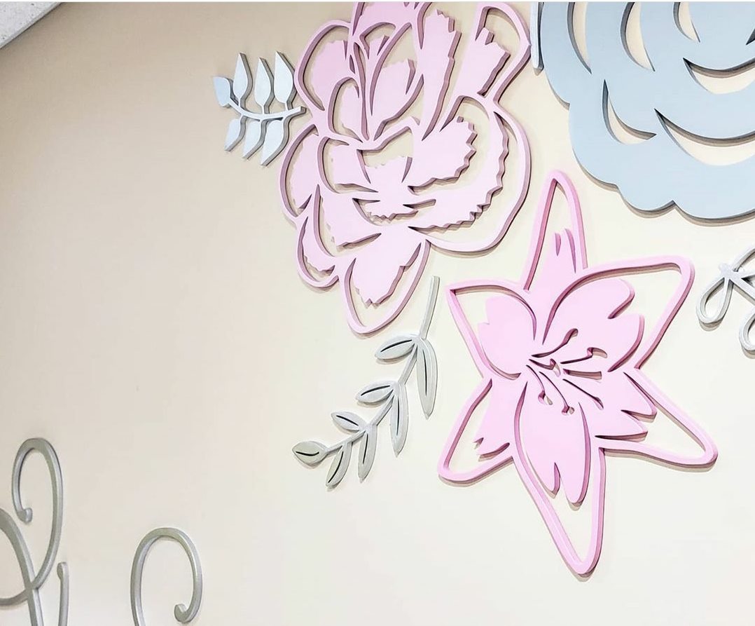 FLOWERS CUTS  WALL MOUNTED PANEL