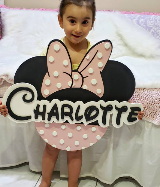 Minnie sign mickey sign 3D