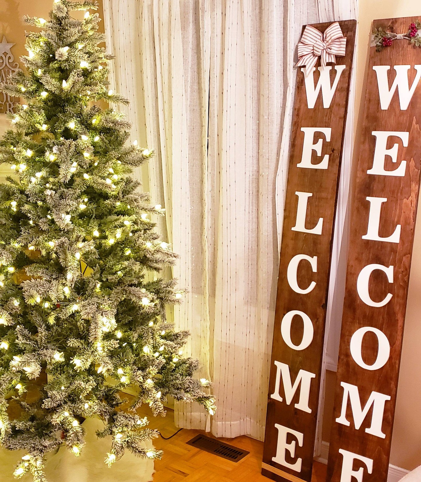 Welcome sign door entry