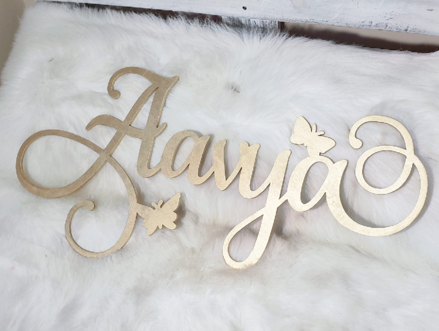 THEMED SWIRL  NAME SIGN